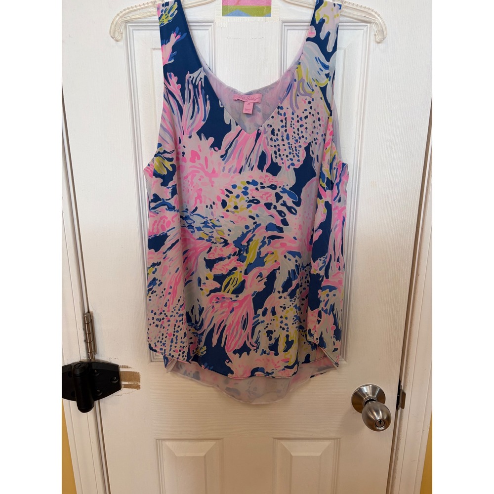 Lilly Pulitzer Florin V-Neck Shell Tank Top Pink Navy Blue Floral Print Medium
